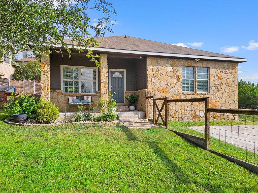 10604 Lake Beach