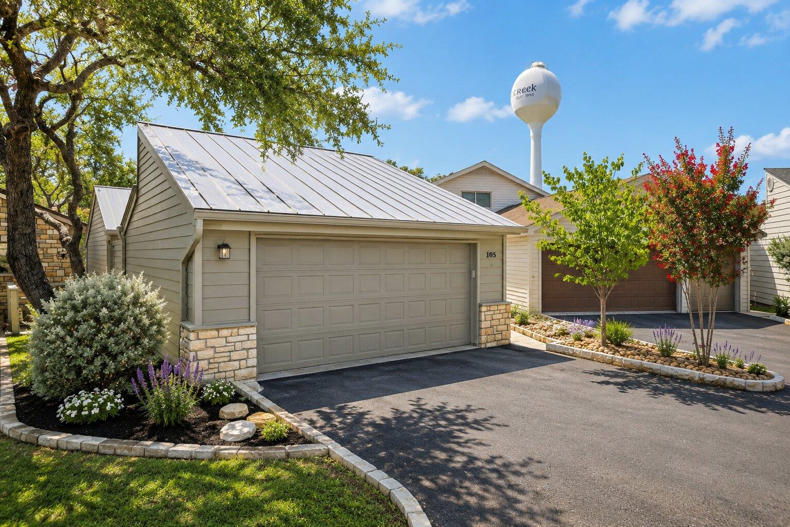 105 Overlook