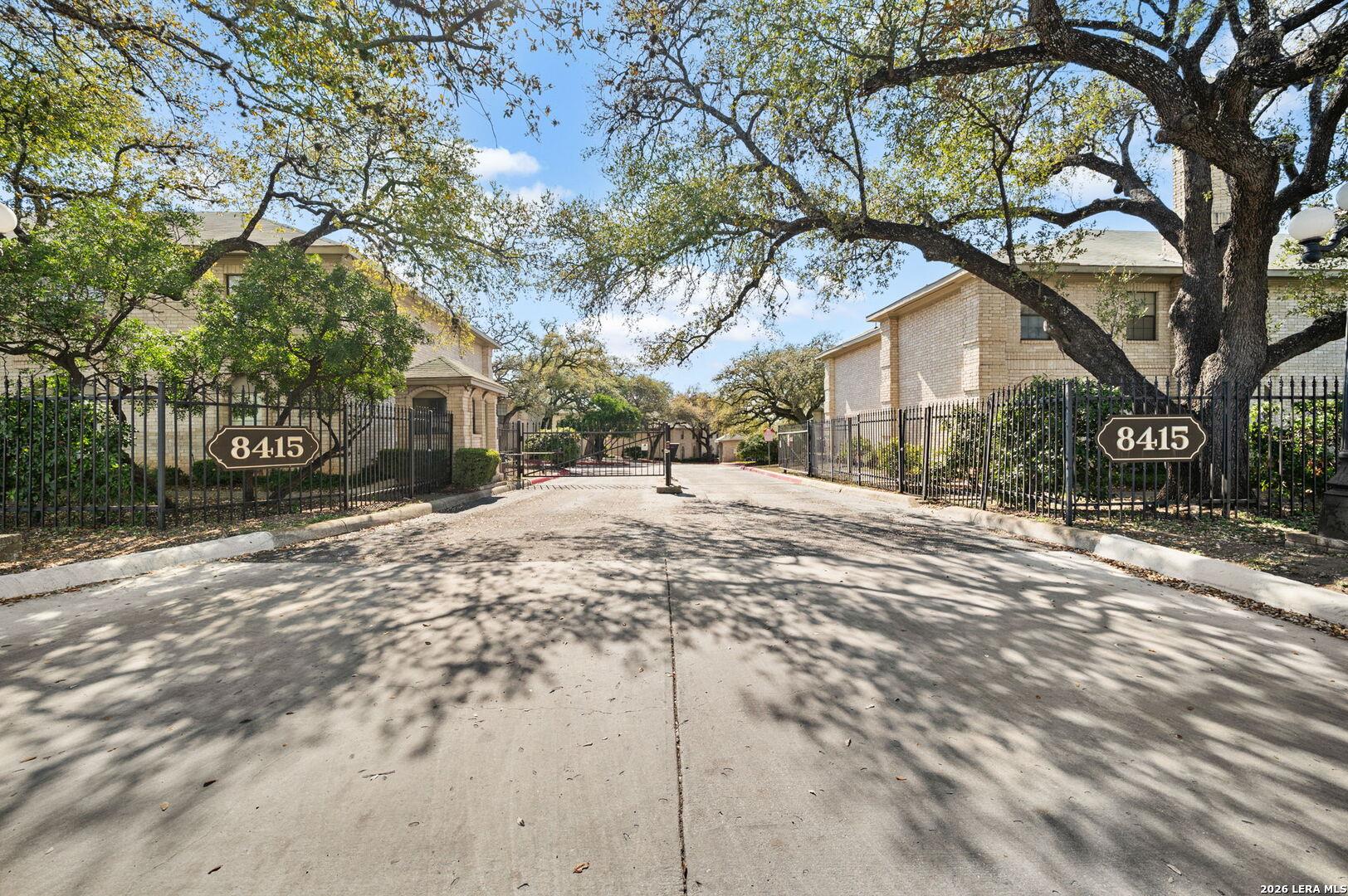 8415 Fredericksburg