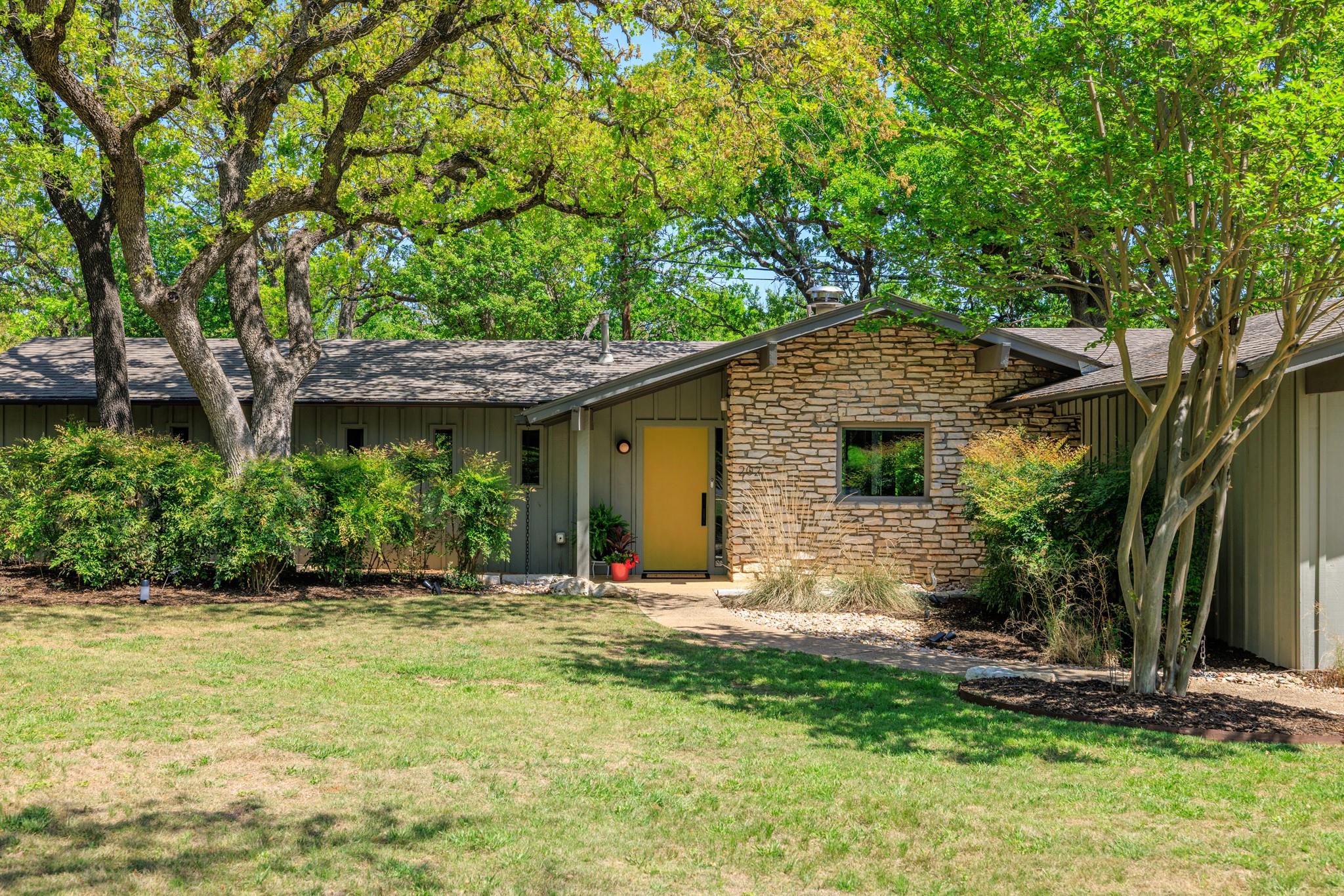 202 Tanglewood