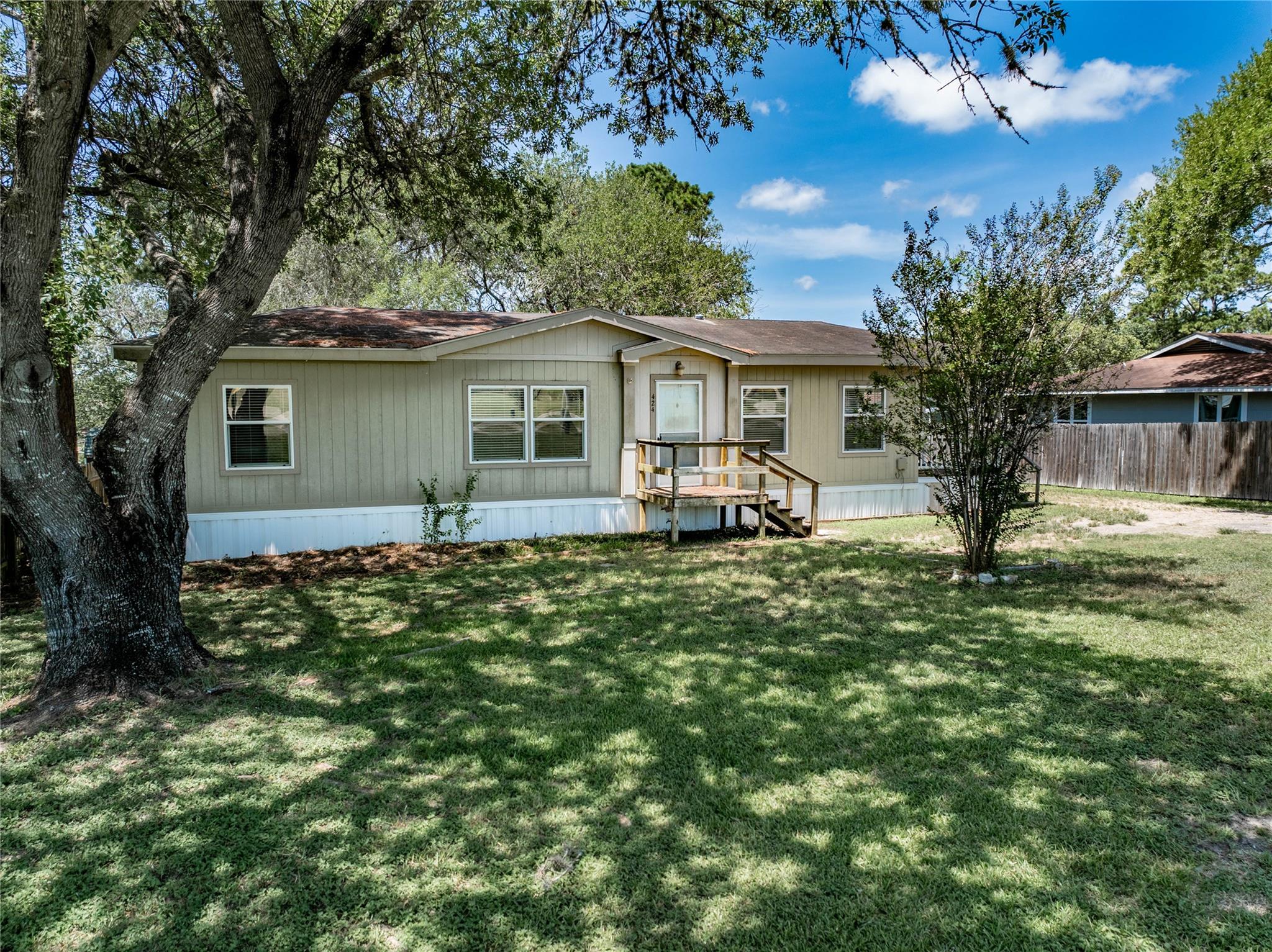 424 Ellinger