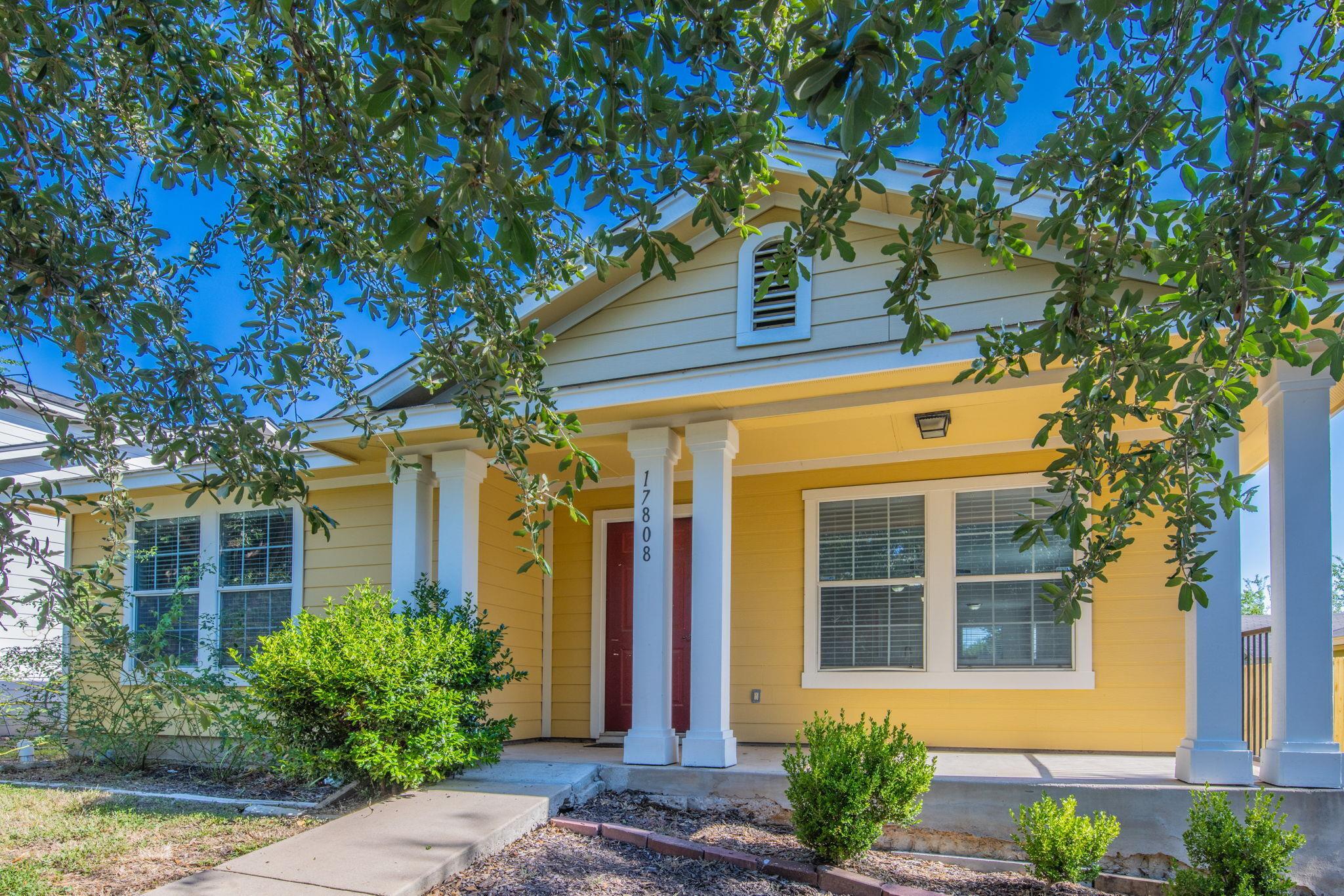 17808 Golden Valley