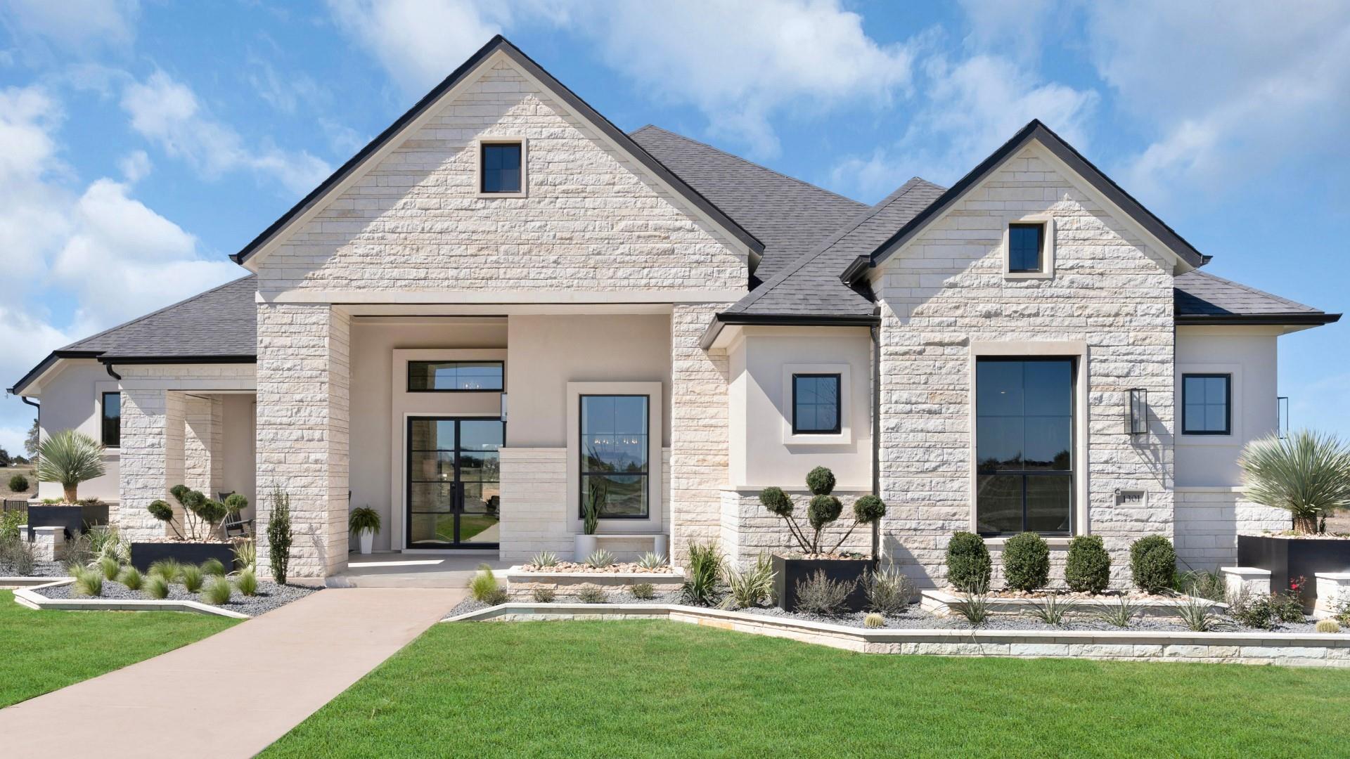 1405 Paxton