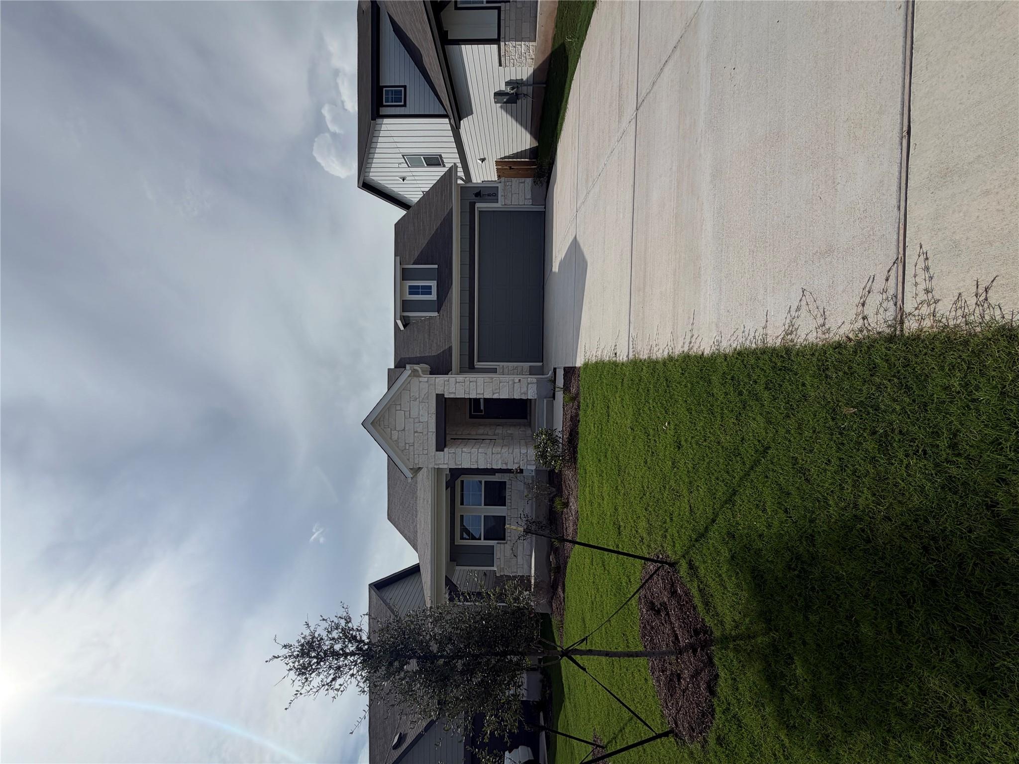 180 Coopers Hawk