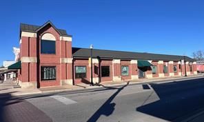 702 Chestnut