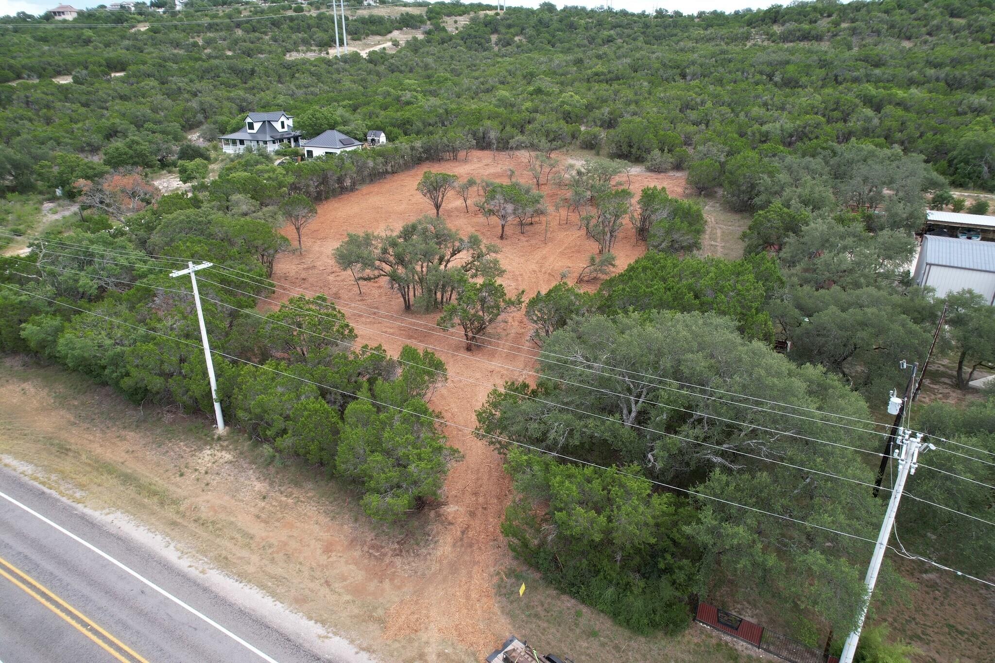 2409 Pace Bend
