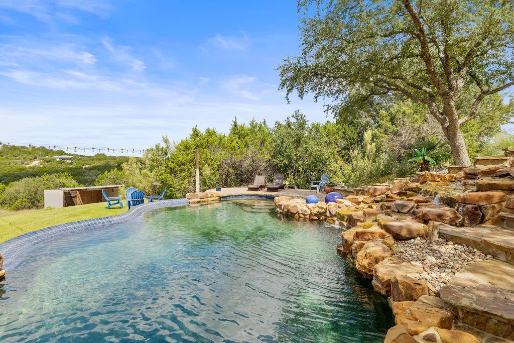 Photo 37