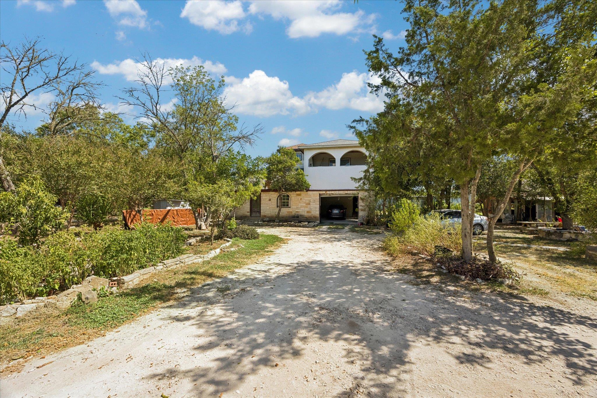 180 Lytton Acres