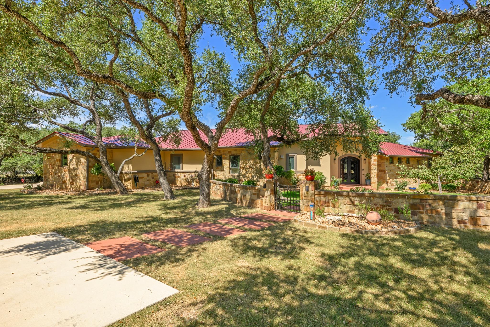 1273 Ranchers Club