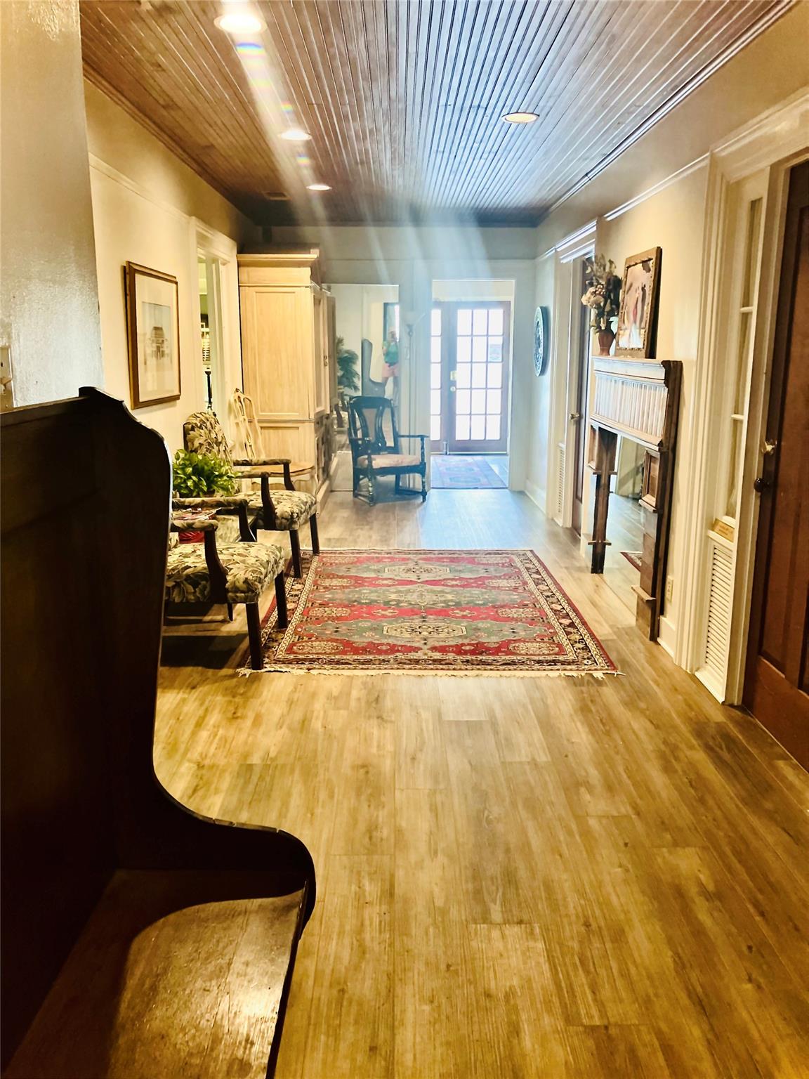 Photo 18