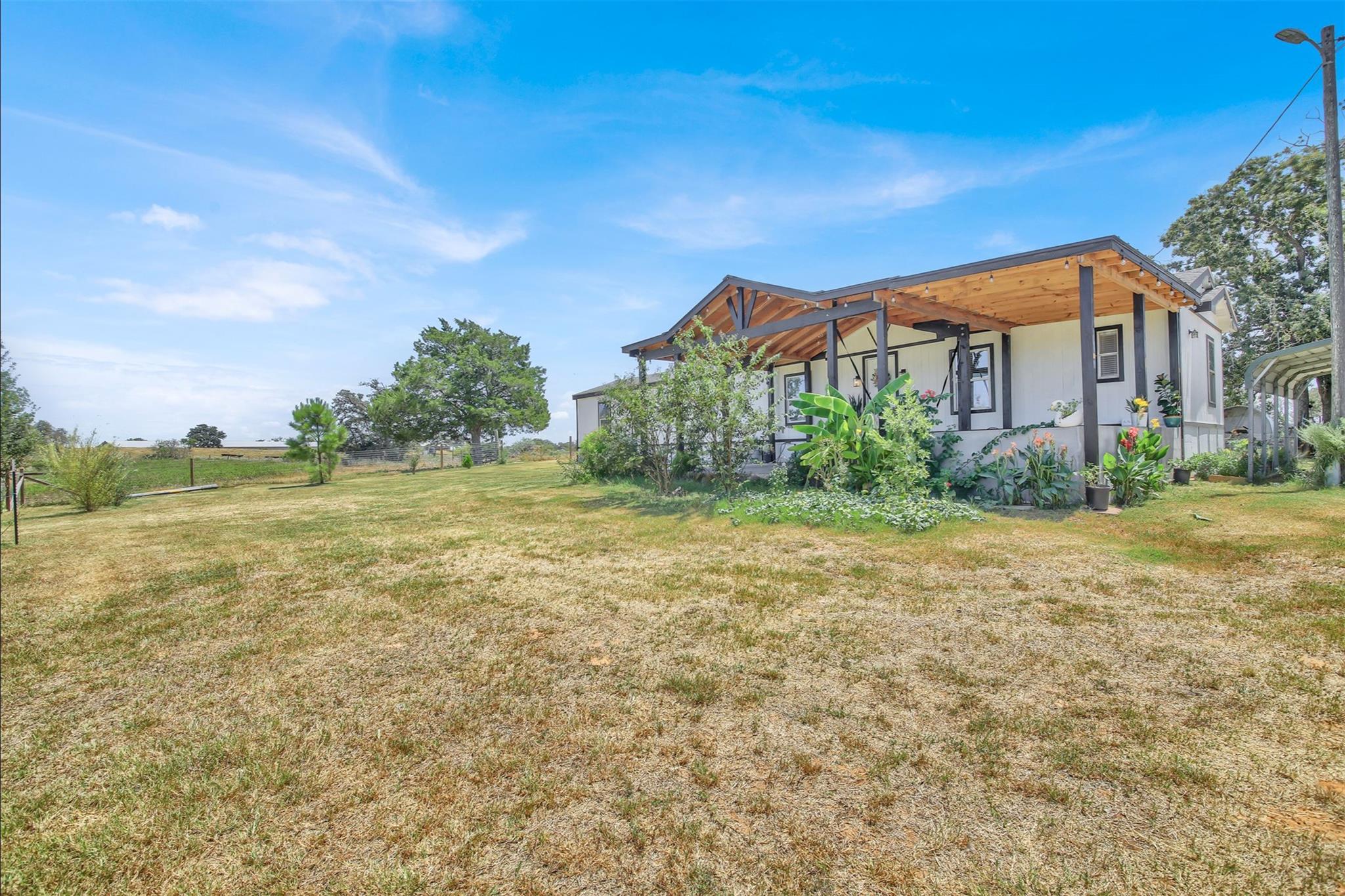 599 County Rd 475