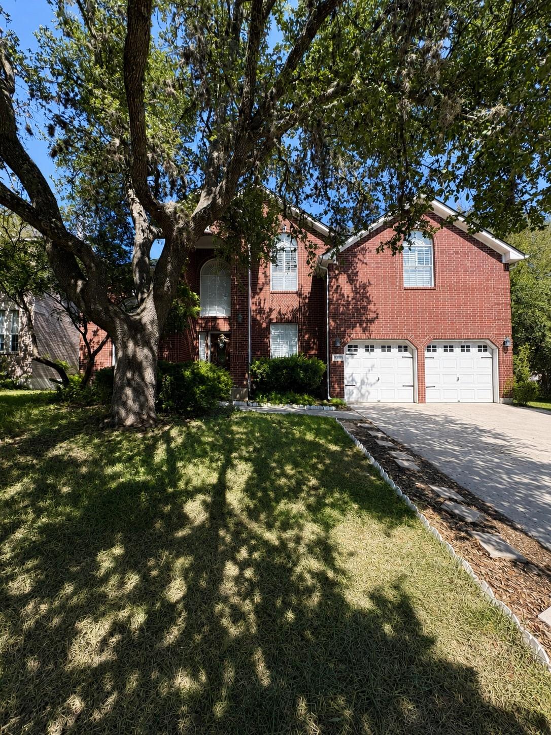 19414 Mill Oak