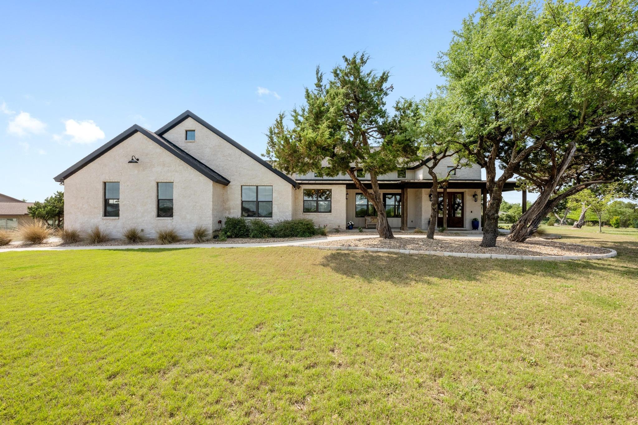 215 SANDY CREEK