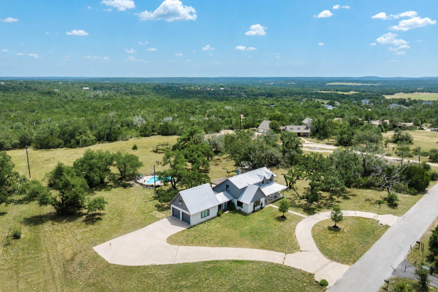 400 Oak Springs