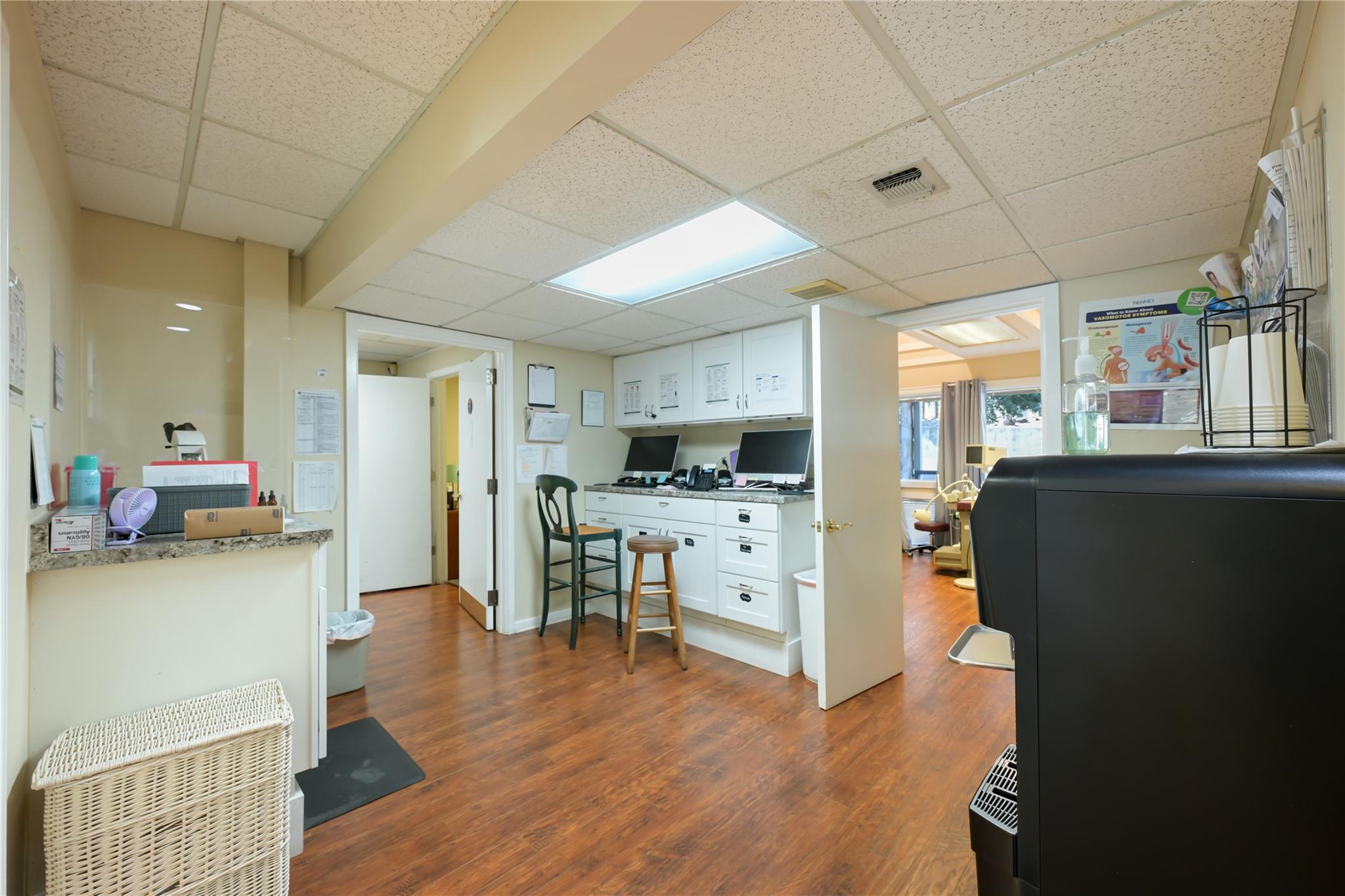 Photo 16