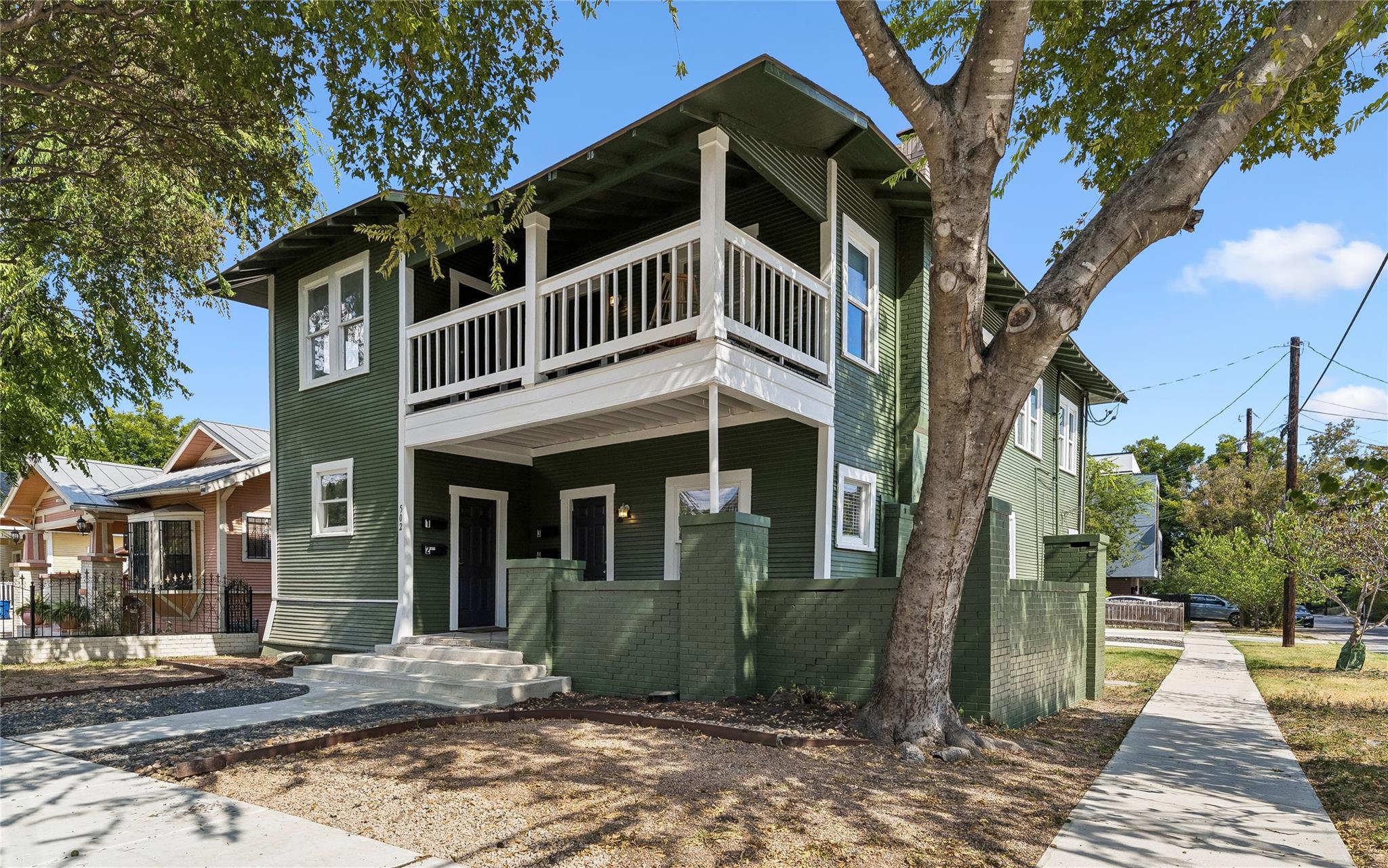502 Laurel