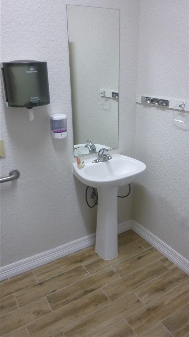 Photo 28
