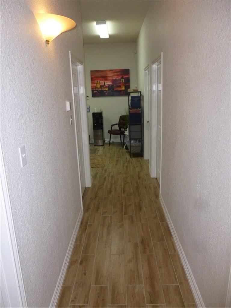 Photo 32