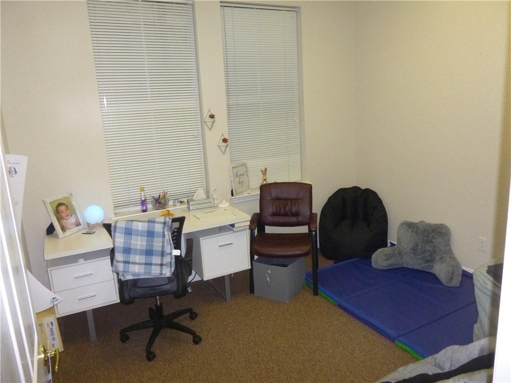 Photo 36