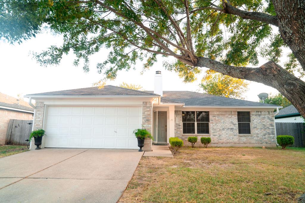 2210 Clayton