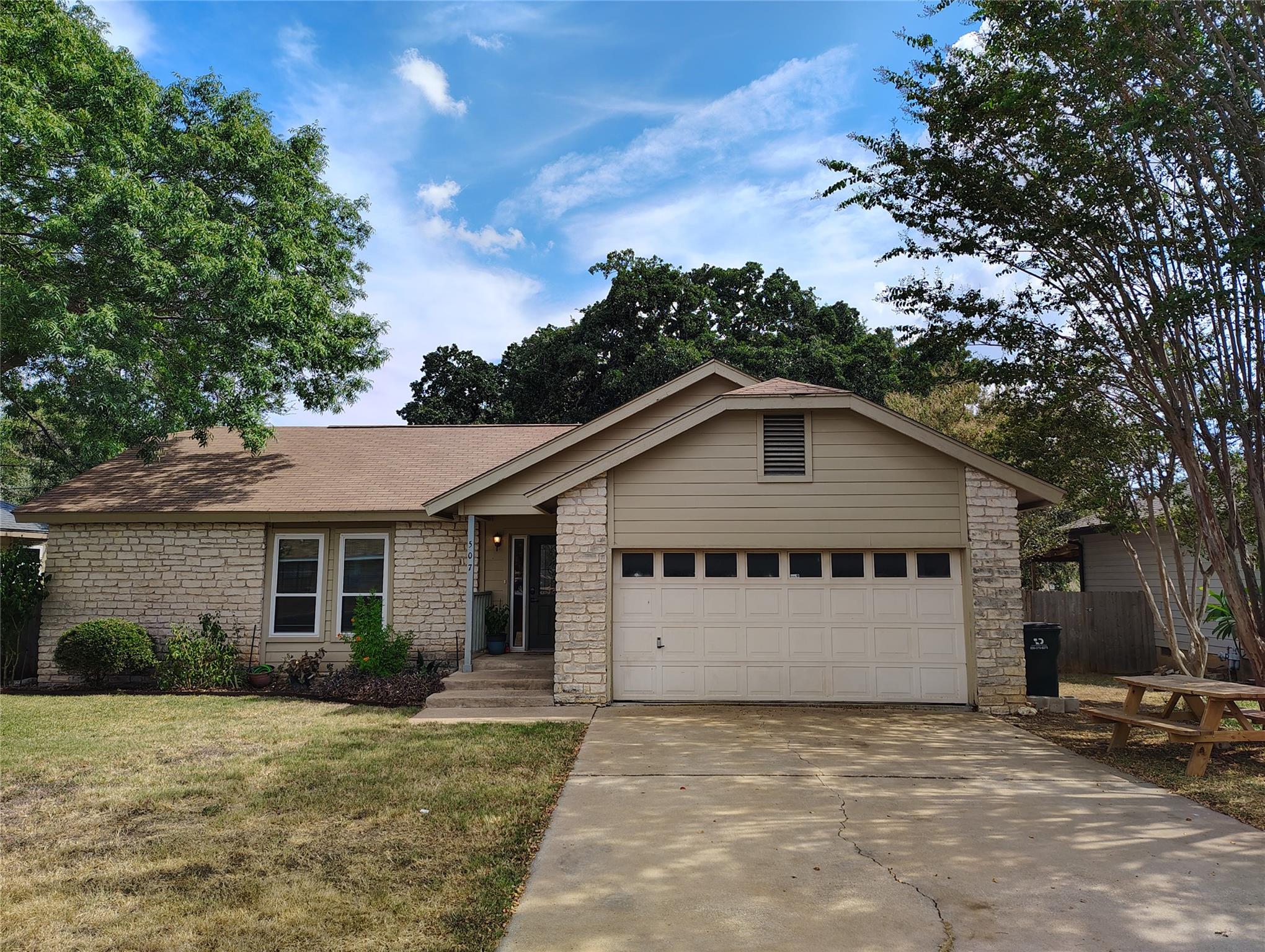507 Thousand Oaks