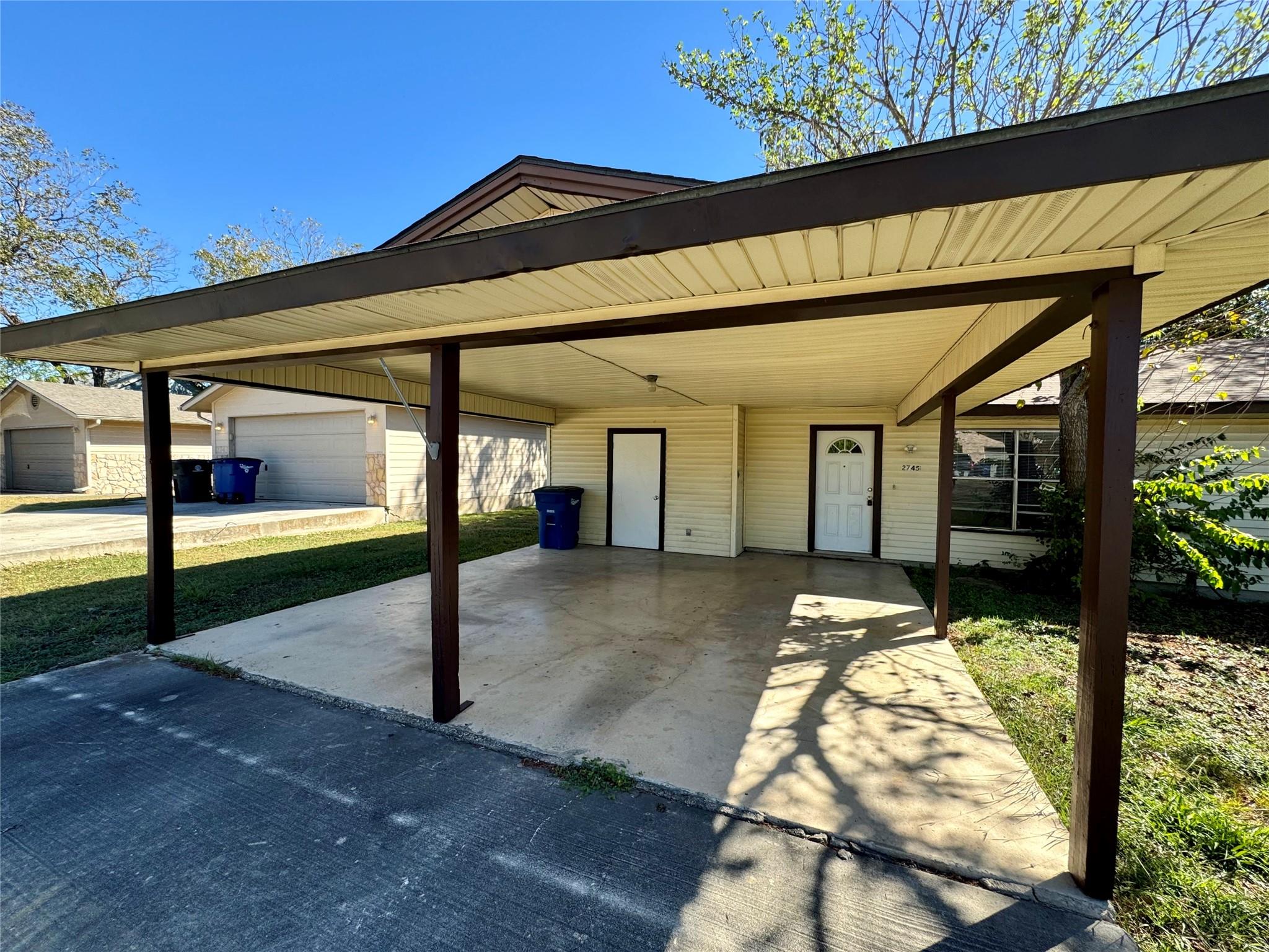 2745 Maple Tree