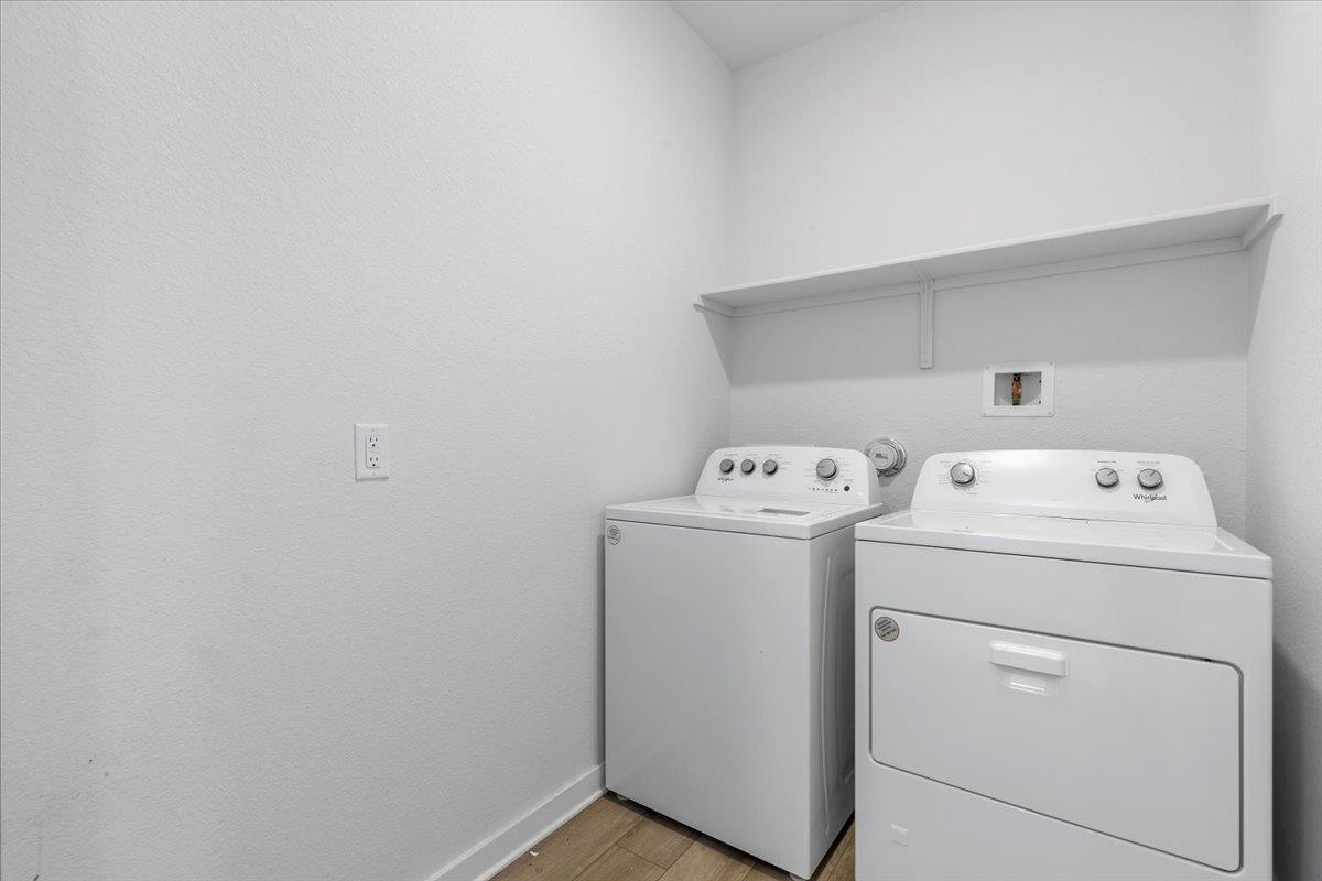 Photo 24