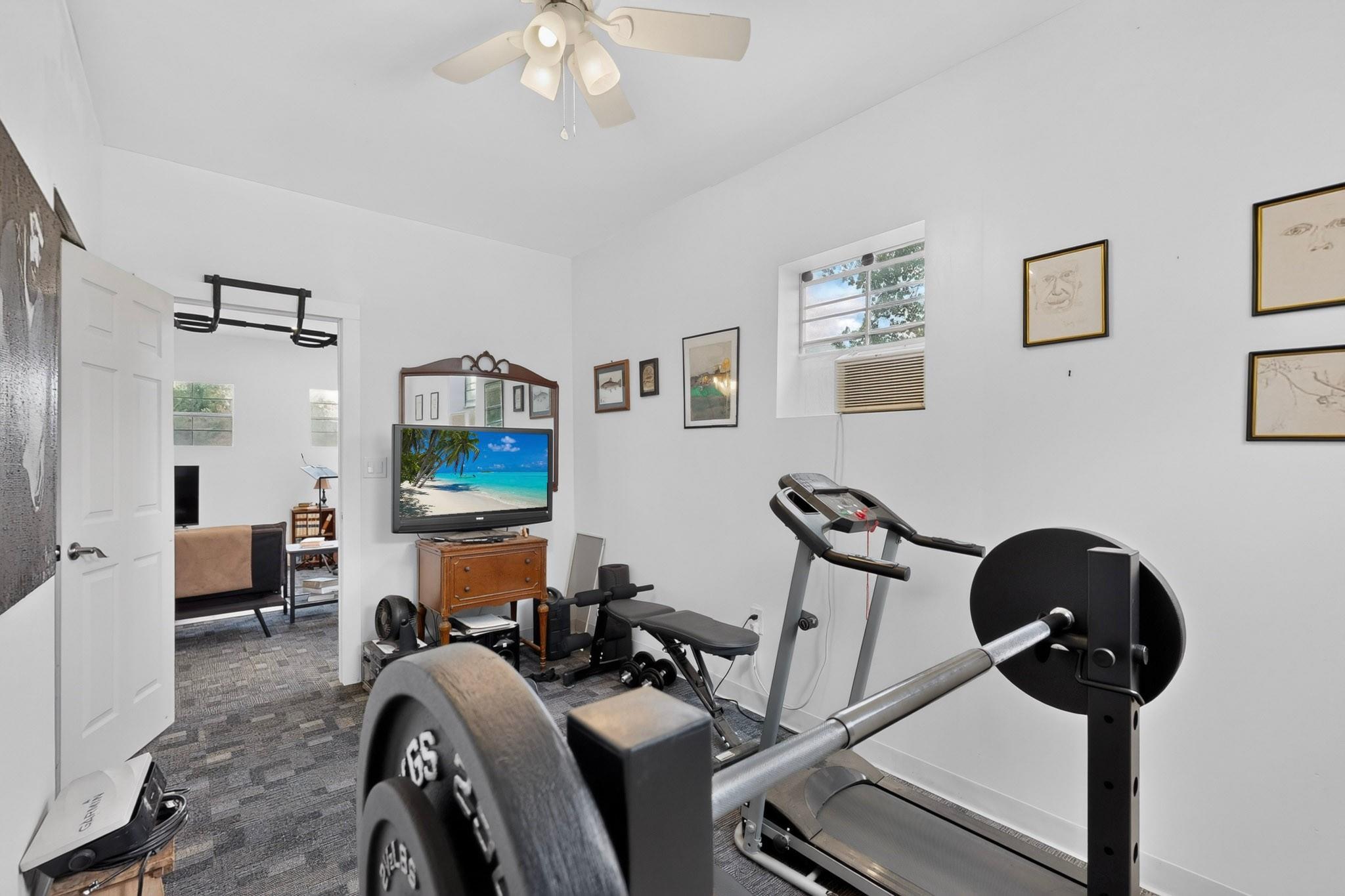 Photo 28