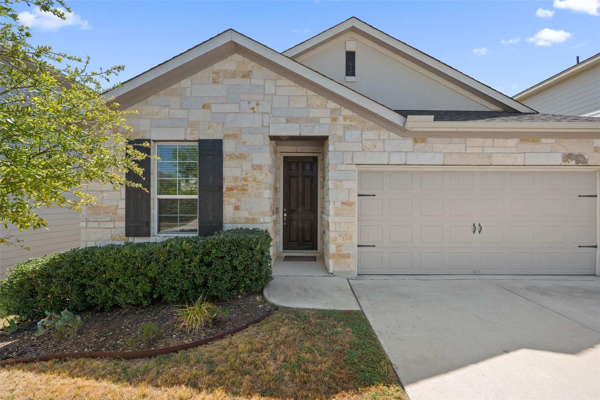 159 Mount Locke