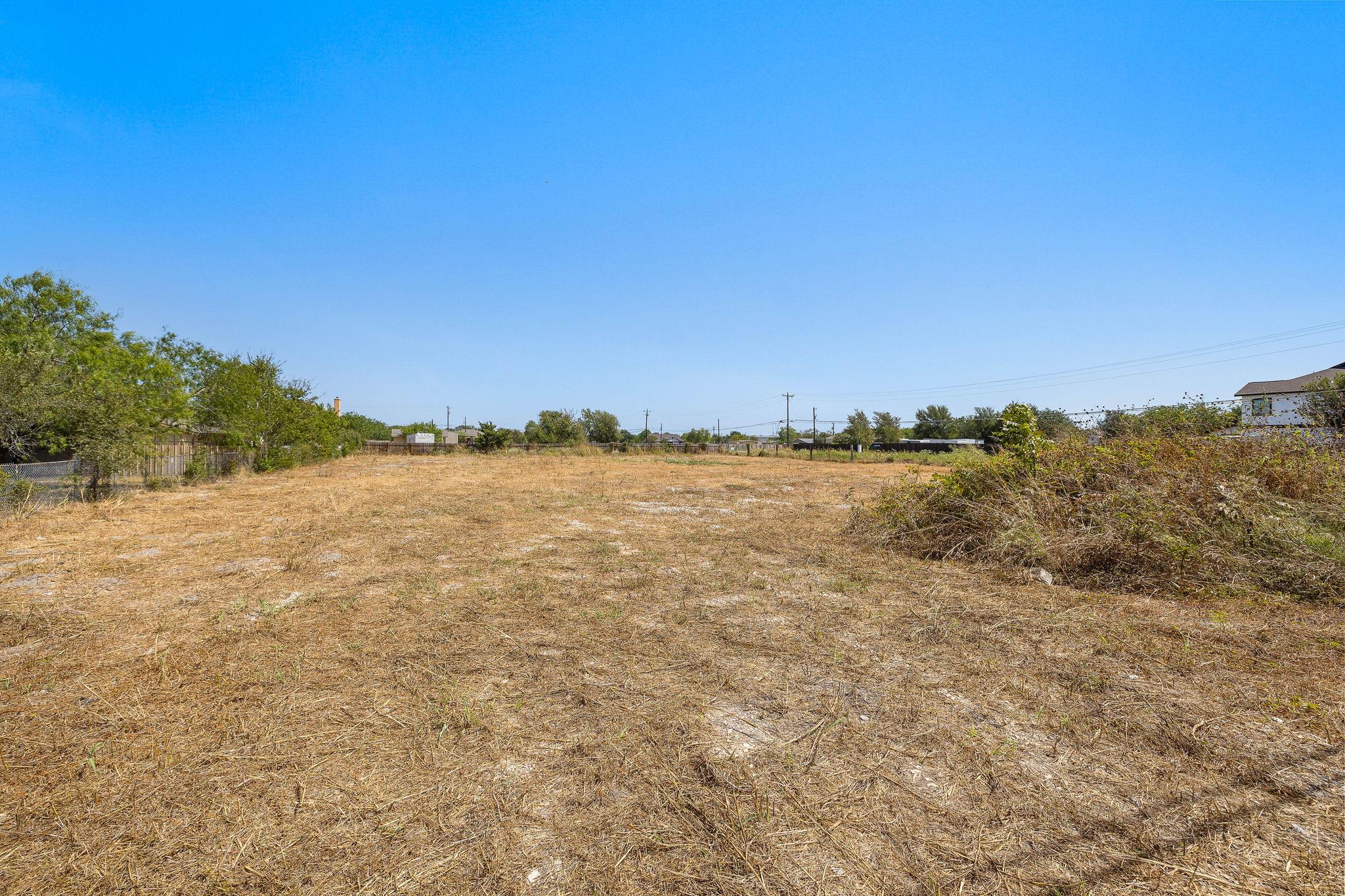 190 Monterrey Hills