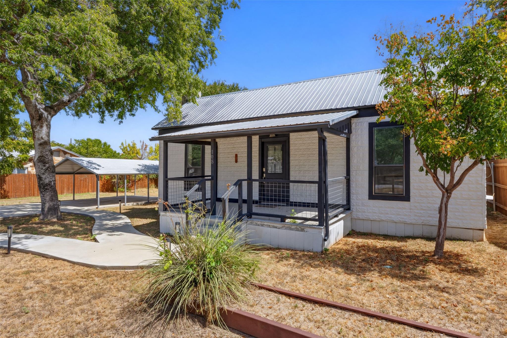 105 Ranchview