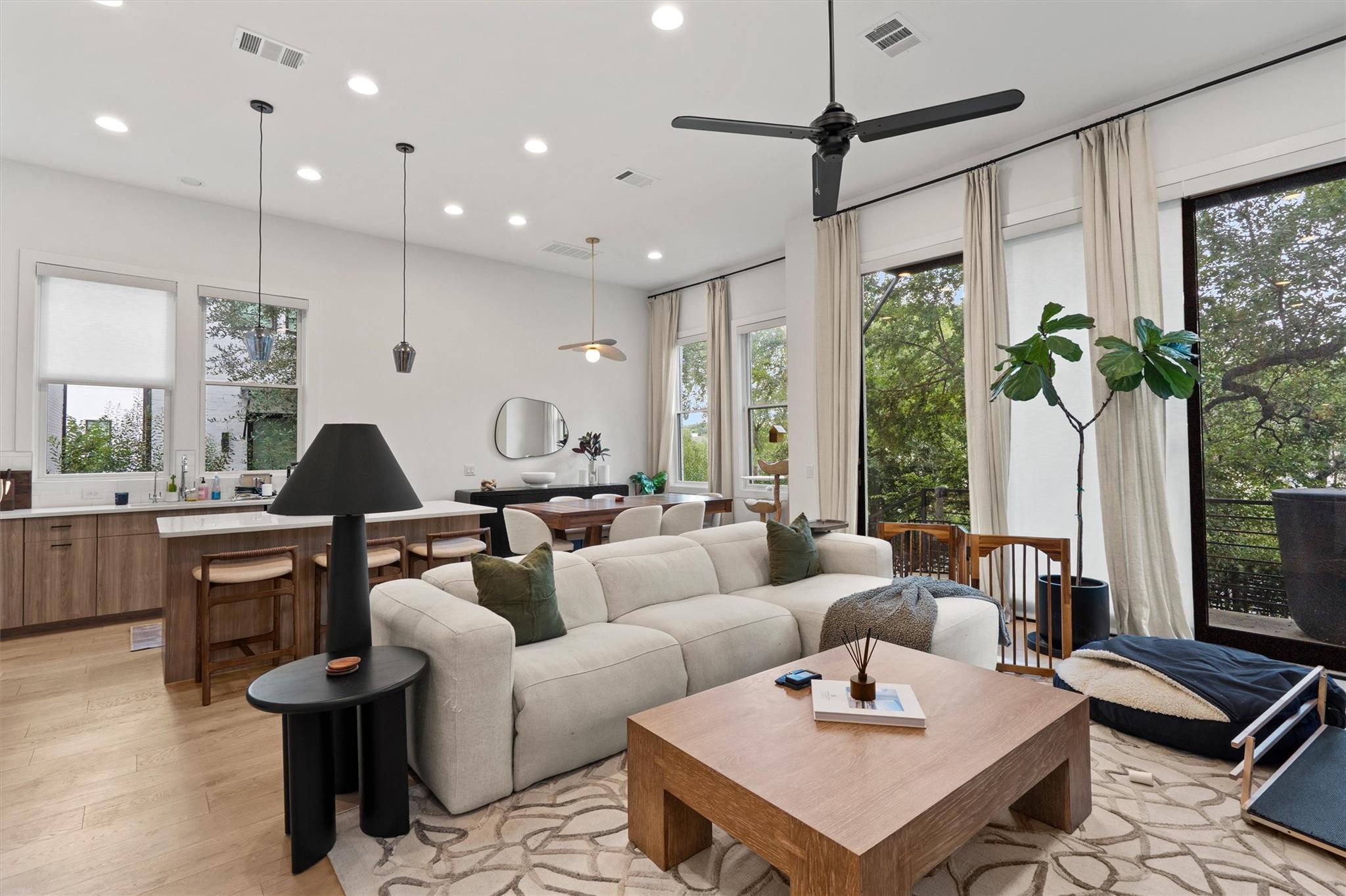 1719 Spyglass