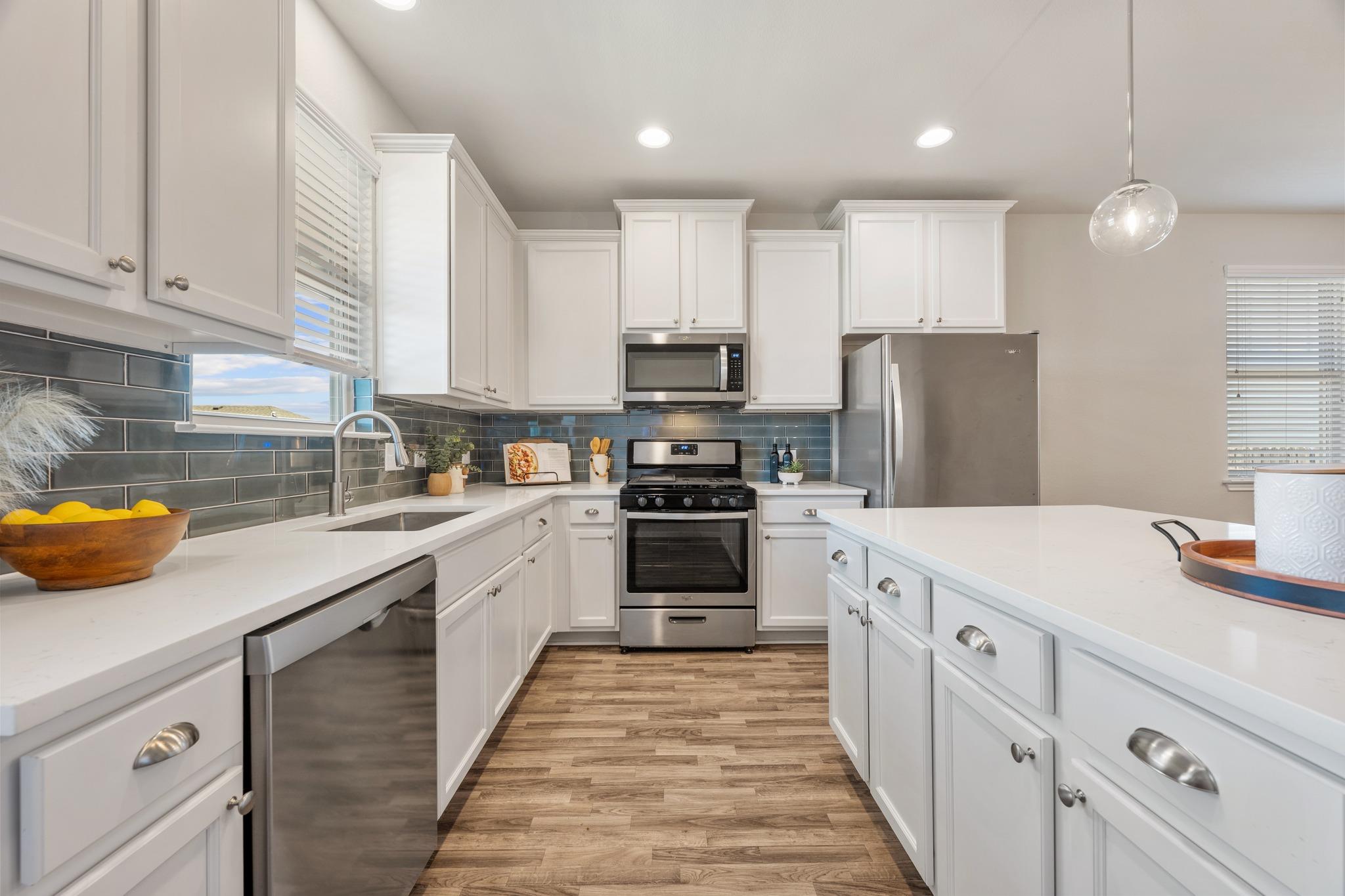 1209 Dawson Dune