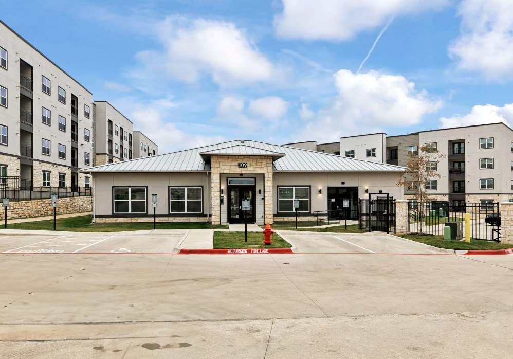 13411 FM812