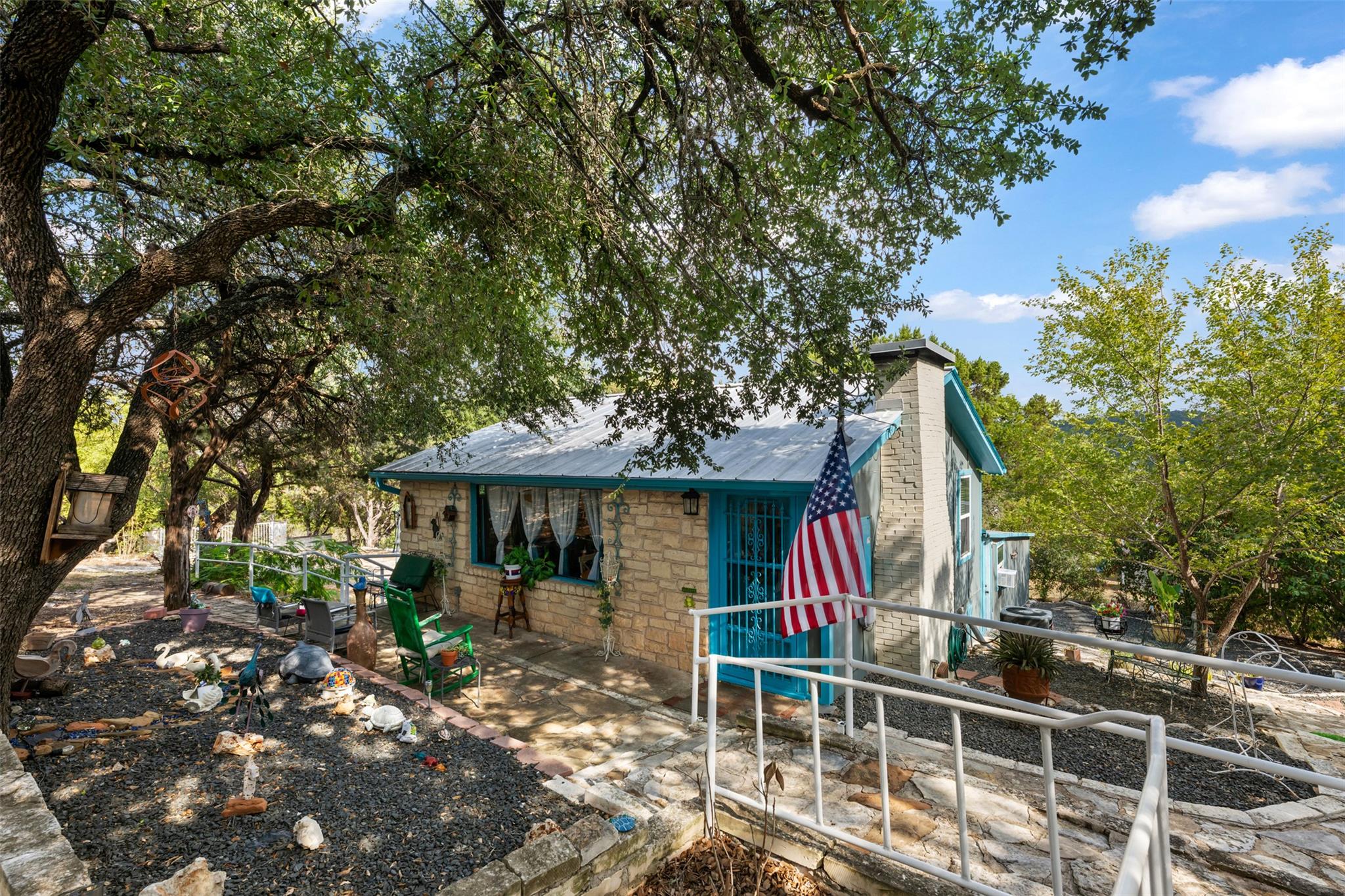 18307 Lakeview