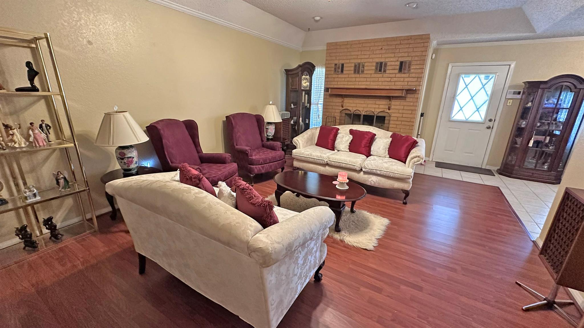 Photo 4