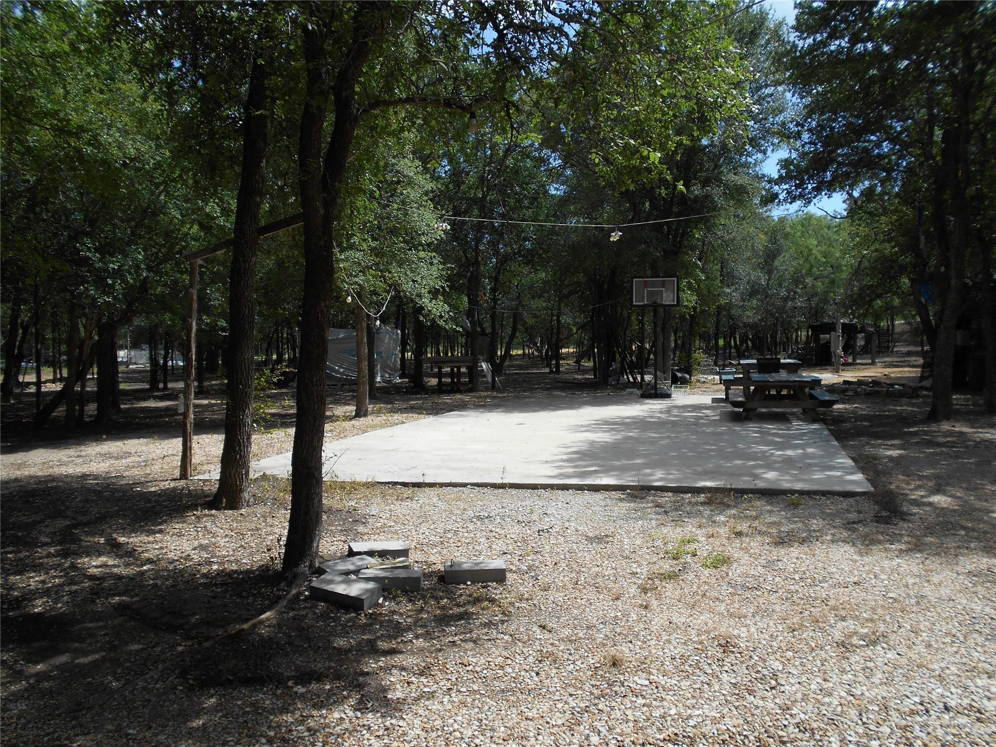 Photo 27